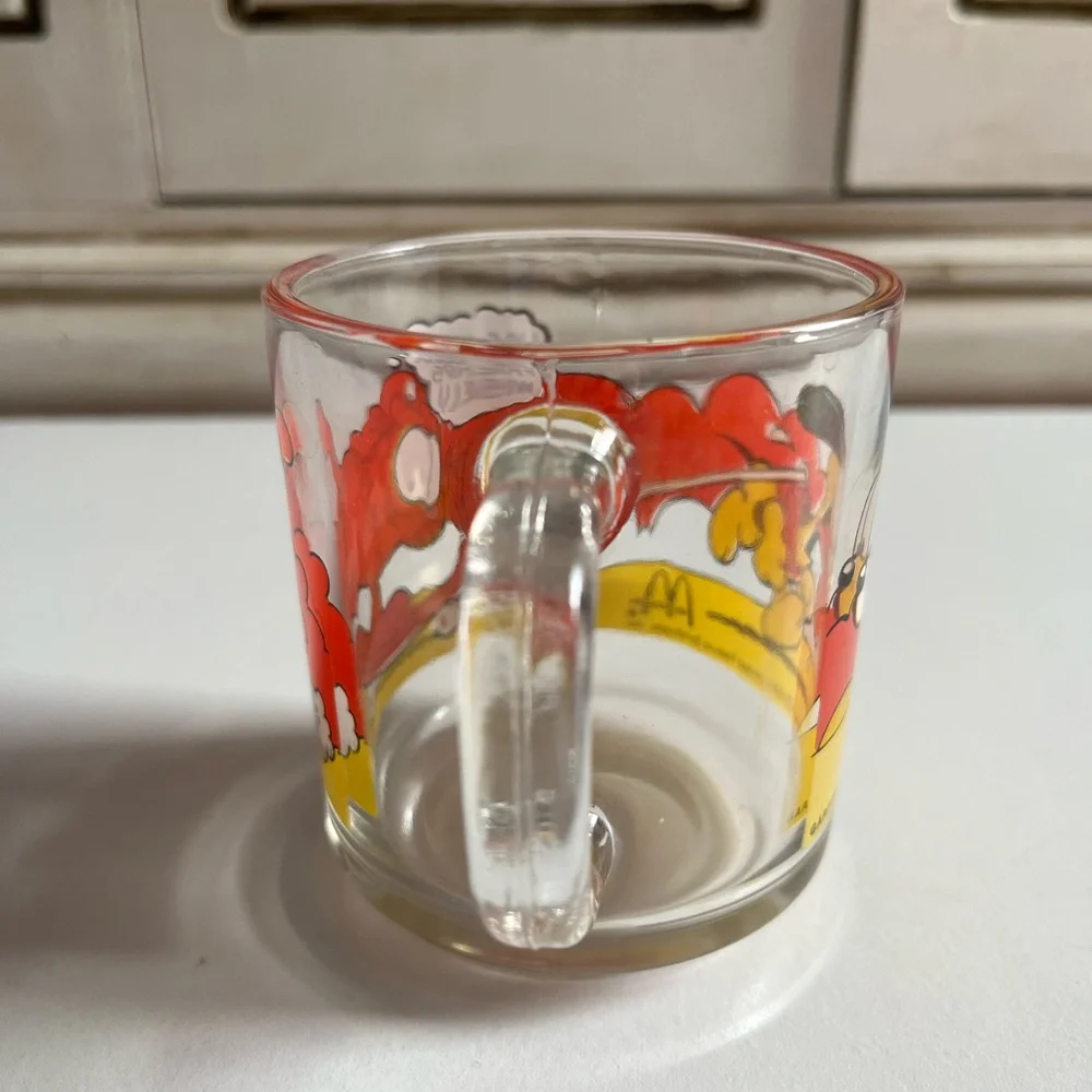 Vintage 1978 Jim Davis Garfield McDonald's Clear Glass Mug “Use Your Friends ..”